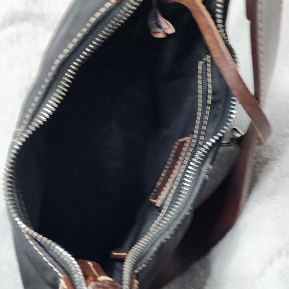 Dooney & Bourke Wayfarer Nylon Hobo shoulder bag - Picture 5 of 7